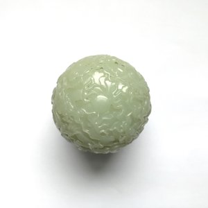 A Chinese celadon jade 'dragon' finial for a stupa, 19/20th C. — 照片 14
