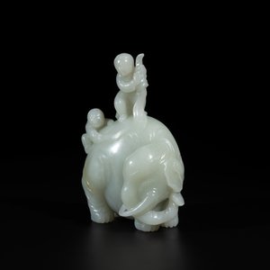 A Chinese celadon jade group of two boys cleansing an elephant, 18th C. — photo 2