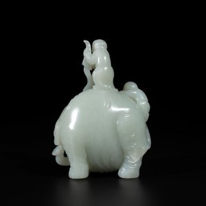 A Chinese celadon jade group of two boys cleansing an elephant, 18th C. — photo 4