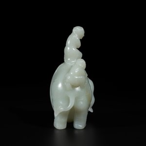 A Chinese celadon jade group of two boys cleansing an elephant, 18th C. — photo 5