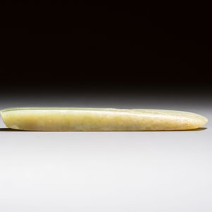 A Chinese celadon jade snuff bottle, a plaque and a ritual stick, Han and later — photo 8