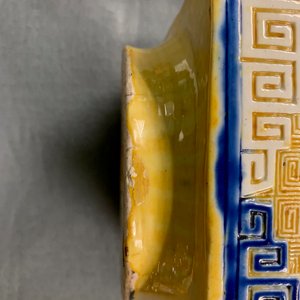 A Chinese celadon jardinière and a pair of relief-decorated cong vases, 19/20th C. — photo 38