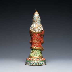 A Chinese champlevé enamel and gilt copper figure of Guanyin, Qing — 照片 4