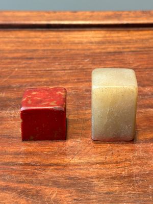 A Chinese 'chicken blood' soapstone seal and a russet jade seal, Qing — photo 2