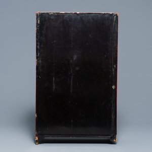 A Chinese cinnabar 'dragons and phoenixes' lacquer cabinet, 19th C. — 照片 5