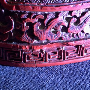 A Chinese cinnabar lacquer box and cover with figures in a landscape, 19th C. — 照片 21