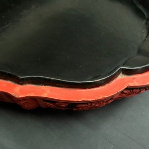 A Chinese cinnabar lacquer box and cover with figures in a landscape, 19th C. — 照片 46