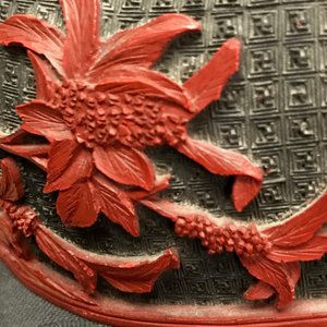 A Chinese cinnabar lacquer box and cover with figures in a landscape, 19th C. — 照片 9