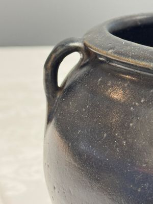 A Chinese brown-glazed handled jar, Jin — foto 18