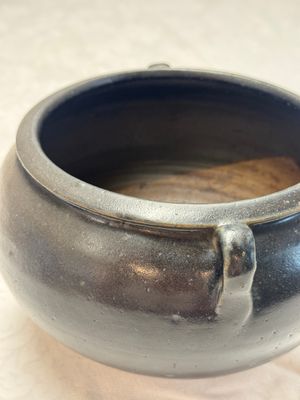A Chinese brown-glazed handled jar, Jin — foto 7