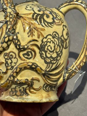 A Chinese Cizhou 'cadogan' ewer with dragons, Yuan/Ming — photo 12