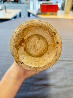 A Chinese Cizhou cream-glazed high-shouldered vase, Song/Jin — foto 6