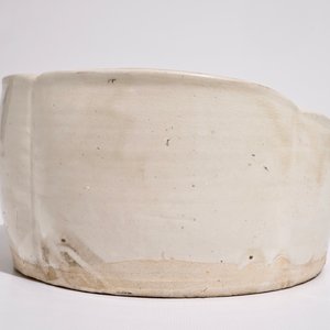 A Chinese Cizhou cream-glazed sgraffiato pillow, Song, 12th C. — 照片 6