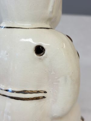 A Chinese Cizhou figure of a seated boy — 照片 11