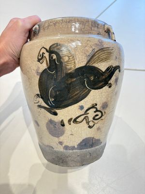 A Chinese cizhou jar with mythical horse design, 17/18th C. — photo 7