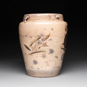 A Chinese cizhou jar with mythical horse design, 17/18th C. — photo 5