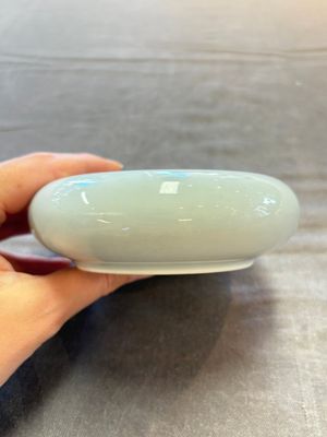 A Chinese claire-de-lune brush washer, Kangxi mark, 19th C. — photo 4