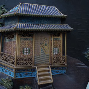 A Chinese cloisonné and jade-embellished carved wood and lacquer panel, 18th C. — photo 8