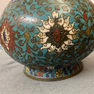 A Chinese cloisonné bottle vase with lotus scrolls, Ming — 照片 12