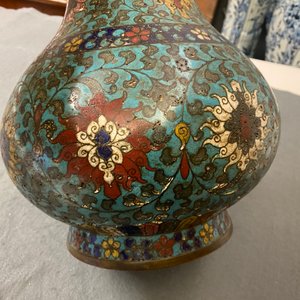 A Chinese cloisonné bottle vase with lotus scrolls, Ming — 照片 15