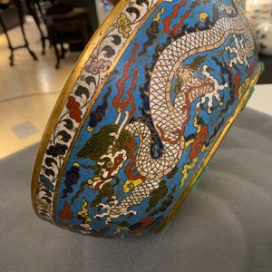 A Chinese cloisonné 'dragon' bowl, Wanli mark but probably later — 照片 15