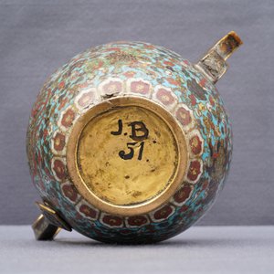 A Chinese cloisonné ewer with Buddhist lions, Ming — 照片 34