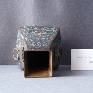 A Chinese cloisonné 'fanghu' vase, Wanli — 照片 30