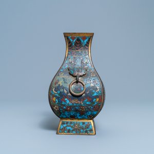 A Chinese cloisonné 'fanghu' vase, Wanli — 照片 3