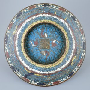 A Chinese cloisonné "Horses of Mu Wang" bowl, Ming — photo 4