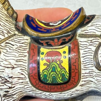 A Chinese cloisonné model of a horse — foto 5