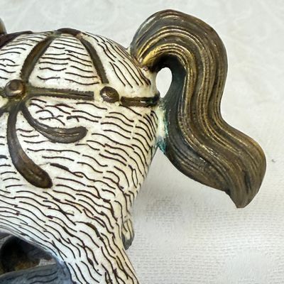 A Chinese cloisonné model of a horse — foto 6