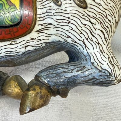 A Chinese cloisonné model of a horse — foto 7