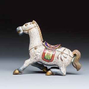 A Chinese cloisonné model of a horse — foto 2