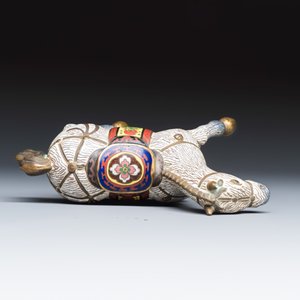 A Chinese cloisonné model of a horse — foto 6