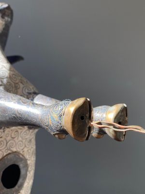 A Chinese cloisonné model of a sheep standing on a rectangular base with Arabic inscription, Qing — 照片 13