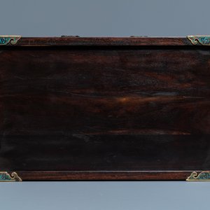 A Chinese cloisonné-mounted carved zitan wood and gilt bronze-handled box, Qing — photo 7