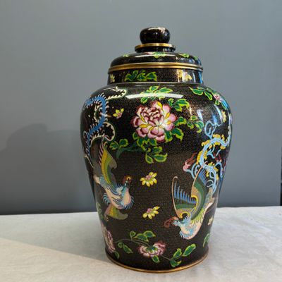 A Chinese cloisonné 'Phoenixes and Peonies' covered vase and a 'Dragons' bottle vase — photo 14