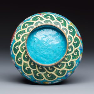 A Chinese cloisonné 'Phoenixes and Peonies' covered vase and a 'Dragons' bottle vase — photo 13