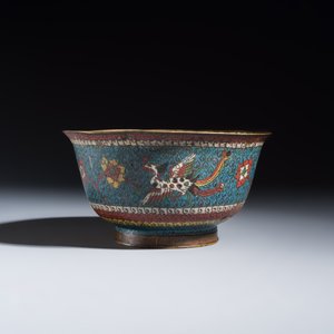 A Chinese cloisonné 'Phoenixes' bowl — photo 2
