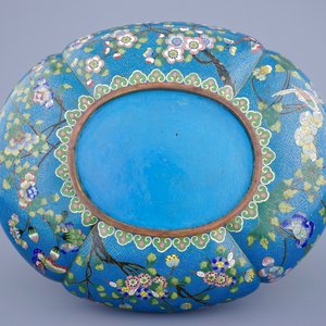 A Chinese cloisonné shallow oval basin, 19th C. — 照片 8