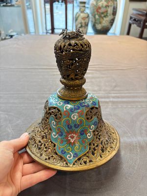 A Chinese cloisonné tripod censer and cover, 19th C. — 照片 5