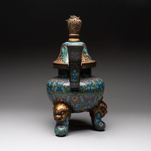 A Chinese cloisonné tripod censer and cover, 19th C. — 照片 4