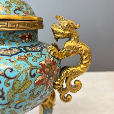 A Chinese cloisonné tripod censer and cover — photo 4