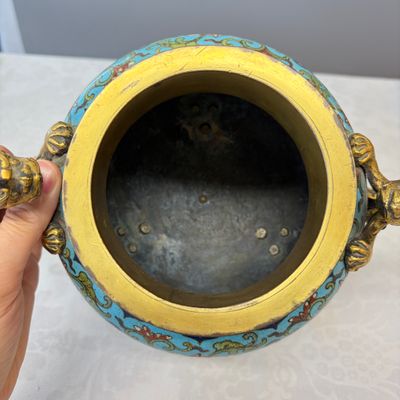 A Chinese cloisonné tripod censer and cover — photo 18