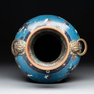 A Chinese cloisonné vase, a bowl and a basin, 19/20th C. — 照片 12