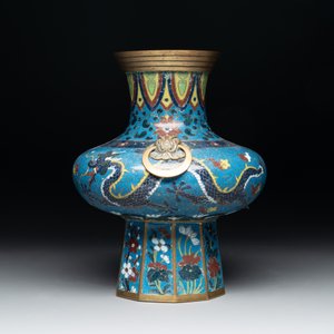 A Chinese cloisonné vase, a bowl and a basin, 19/20th C. — 照片 10