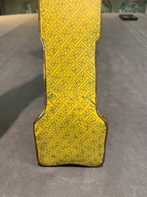 A Chinese cloisonné yellow-ground 'peach and shou' ruyi sceptre, Republic — 照片 14