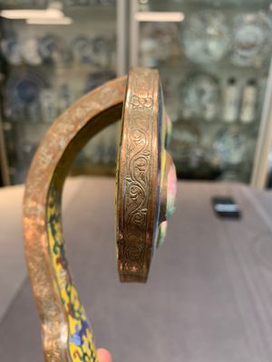 A Chinese cloisonné yellow-ground 'peach and shou' ruyi sceptre, Republic — 照片 6