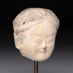 A Chinese cold painted terracotta head of a lady, Han — photo 2