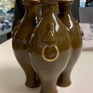 A Chinese conjoined four-part brown-glazed vase, Qianlong mark, 19/20th C. — photo 15